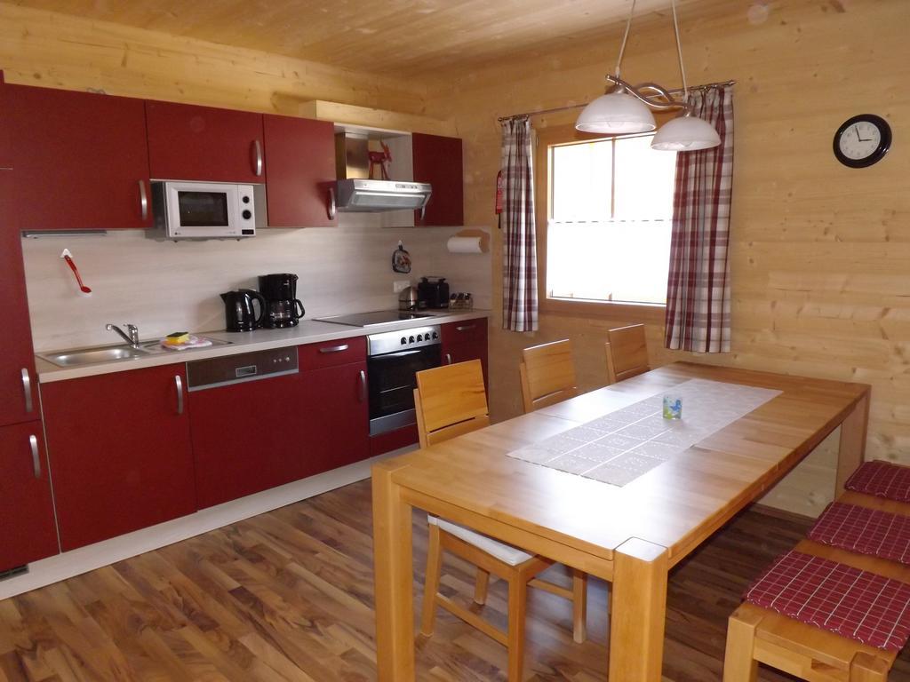 Feriendorf Am Hahnenkamm Ройтте Номер фото